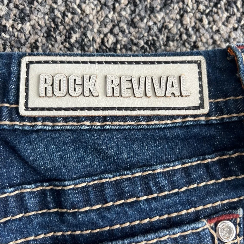 ROCK REVIVAL Alivia Dark Blue Jeans - Picture 9 of 14